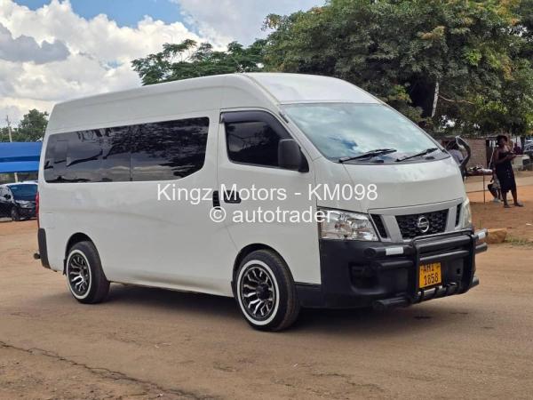 2016 - Nissan  NV350