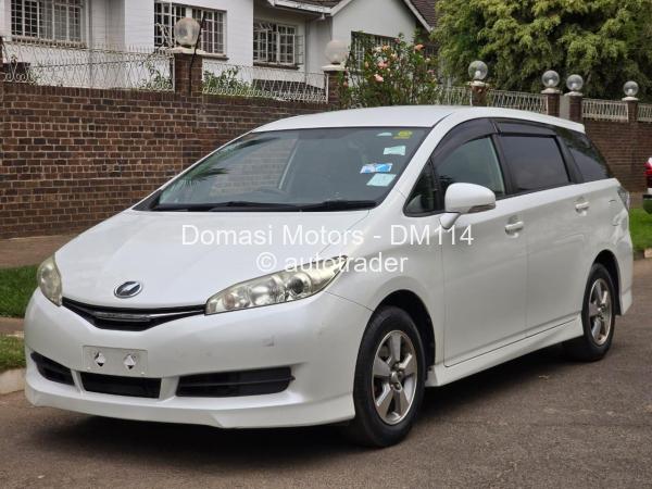 2016 - Toyota  Wish