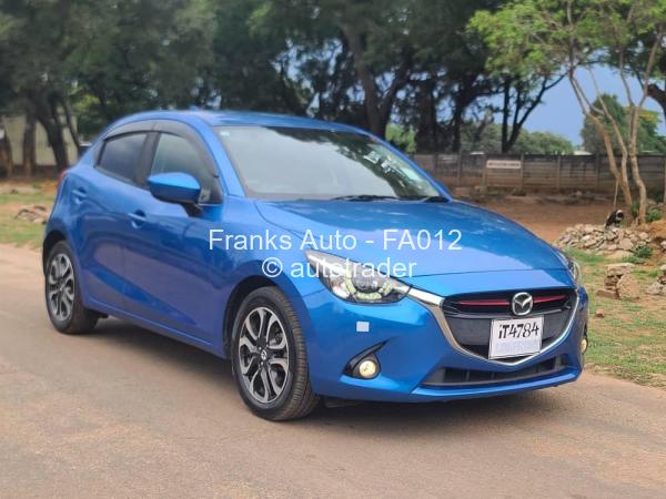 2015 - Mazda  Demio