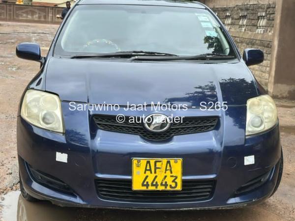 2016 - Toyota  Auris