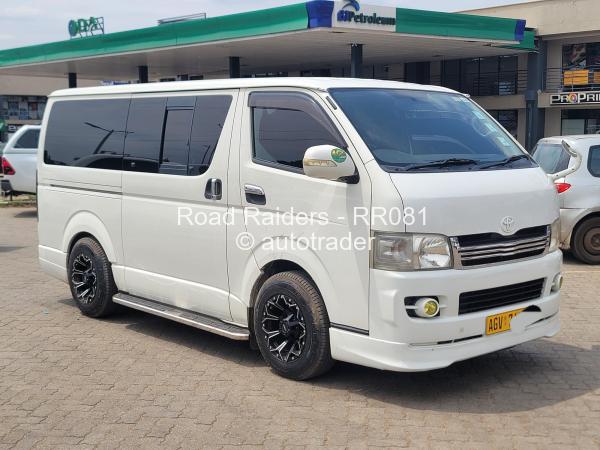 2015 - Toyota  Hiace