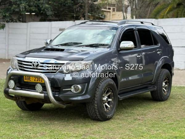2012 - Toyota  Fortuner