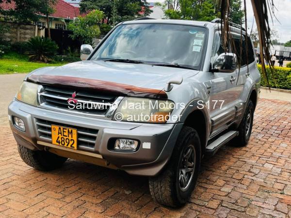 2007 - Mitsubishi  Pajero