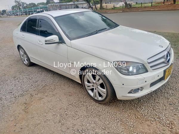 2009 - Mercedes Benz C-Class