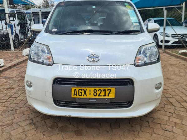 2016 - Toyota  Porte