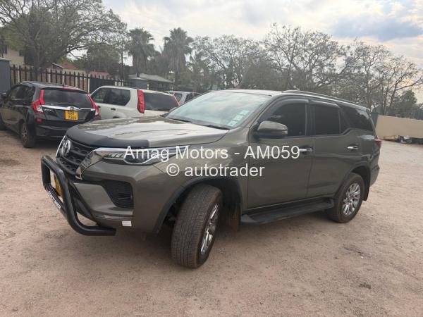 2022 - Toyota  Fortuner