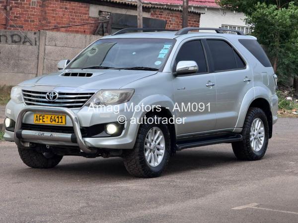 2012 - Toyota  Fortuner
