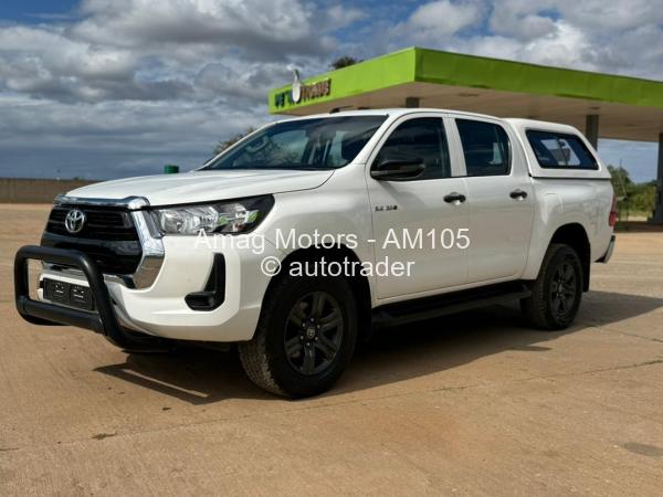2025 - Toyota  Hilux