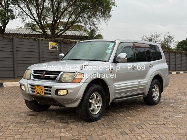 2002 - Mitsubishi  Pajero