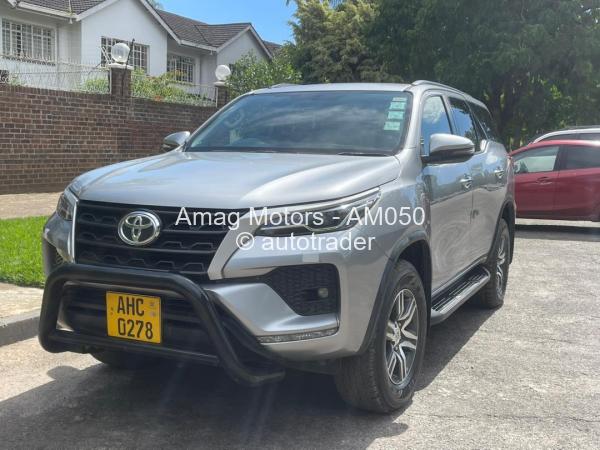 2022 - Toyota  Fortuner