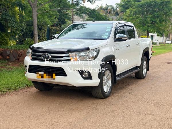 2017 - Toyota  HILUX GD6