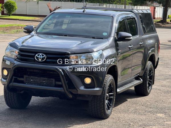 2017 - Toyota  Hilux