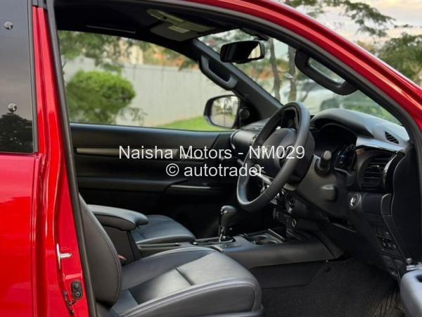 2025 - Toyota  SMART/EXT/CLUB/KING CAB