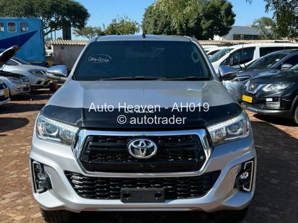 2018 - Toyota  Hilux