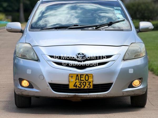 2005 - Toyota  Belta