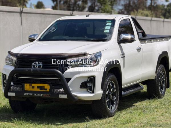 2020 - Toyota  Hilux