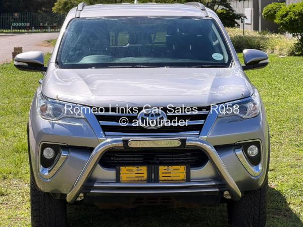 2017 - Toyota  Fortuner