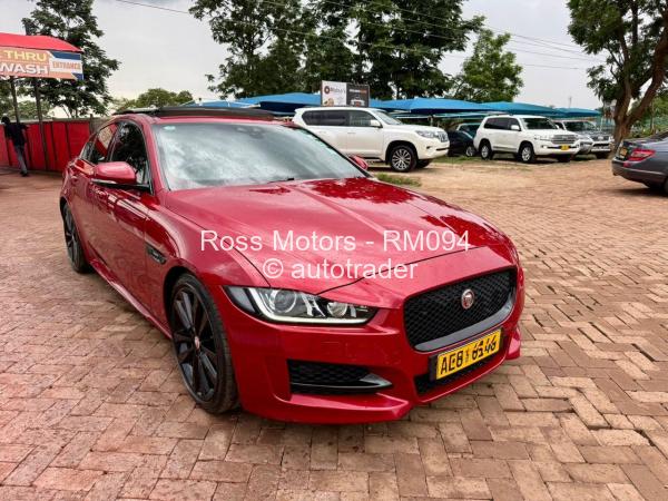 2018 - Jaguar XE