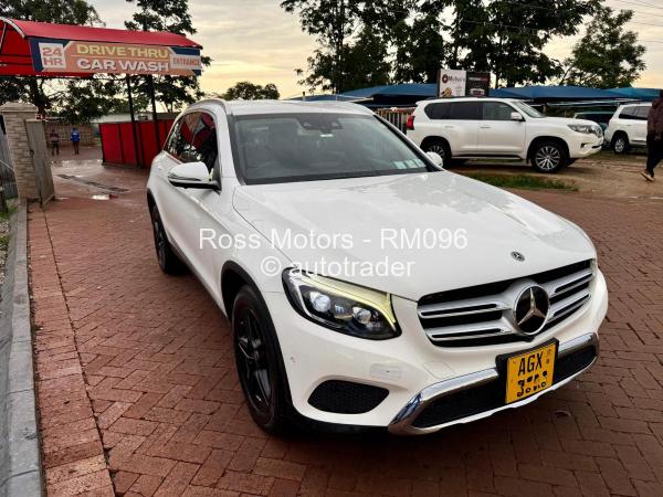 2018 - Mercedes Benz GLC