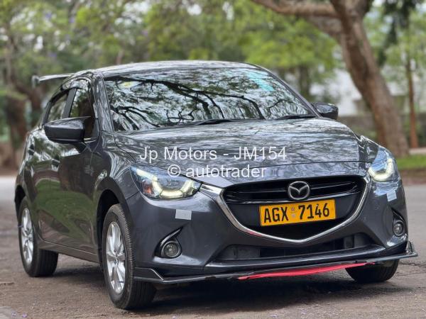 2017 - Mazda  Demio