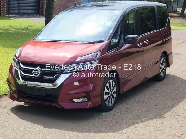 2017 - Nissan  Serena