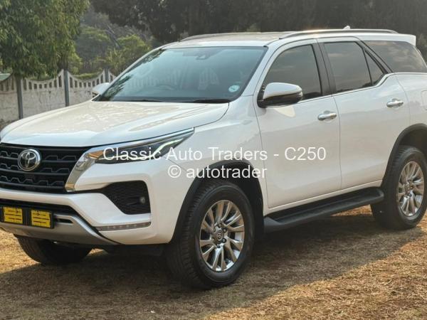 2021 - Toyota  Fortuner