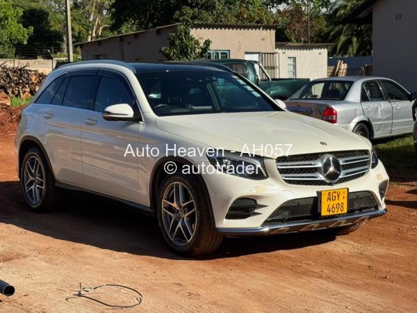 2017 - Mercedes Benz GLC