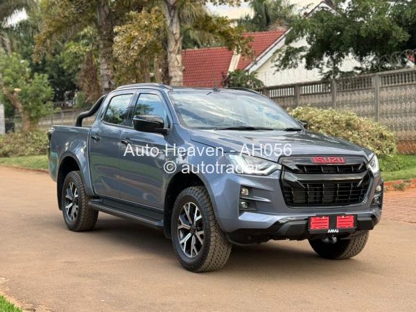 2025 - Isuzu  X - Rider