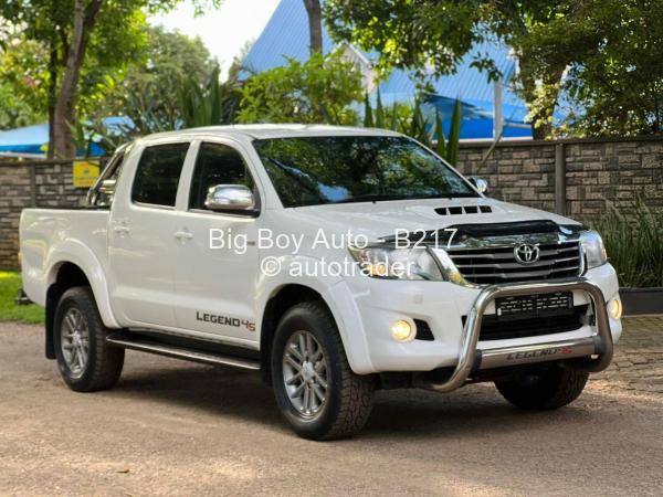 2014 - Toyota  Hilux D4D