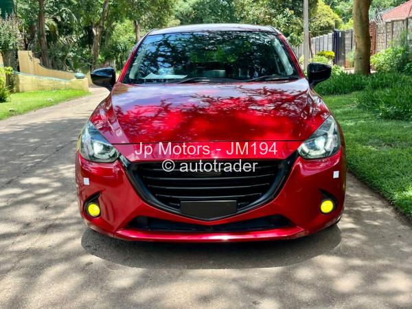 2016 - Mazda  Demio