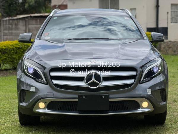 2016 - Mercedes Benz GLA
