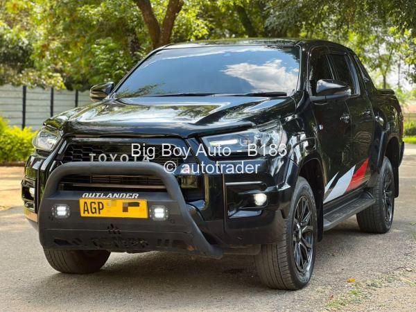 2023 - Toyota  HILUX GD6