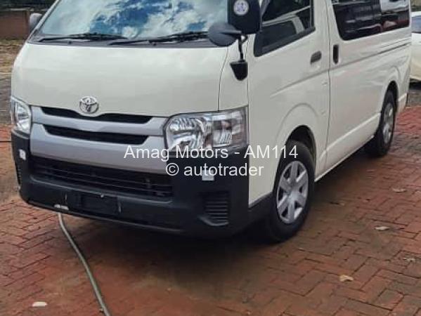 2015 - Toyota  Quantum