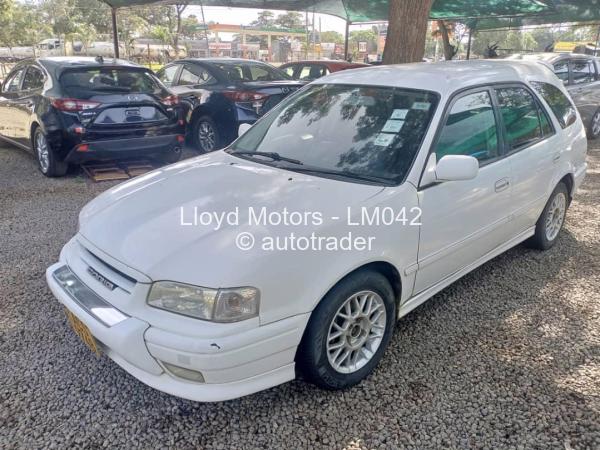 2002 - Toyota  Carri 130