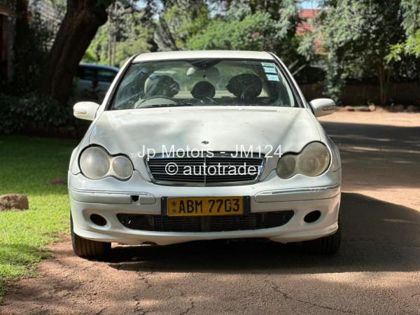 2003 - Mercedes Benz C200