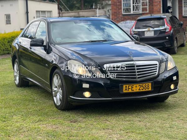 2011 - Mercedes Benz E250