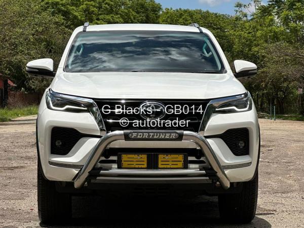 2022 - Toyota  Fortuner