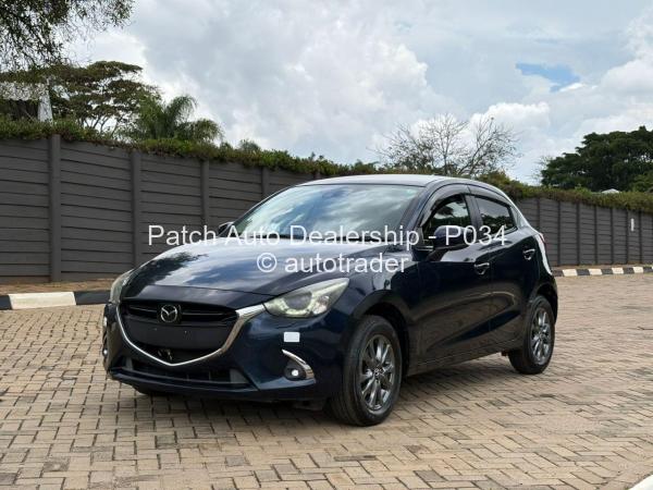 2016 - Mazda  Demio
