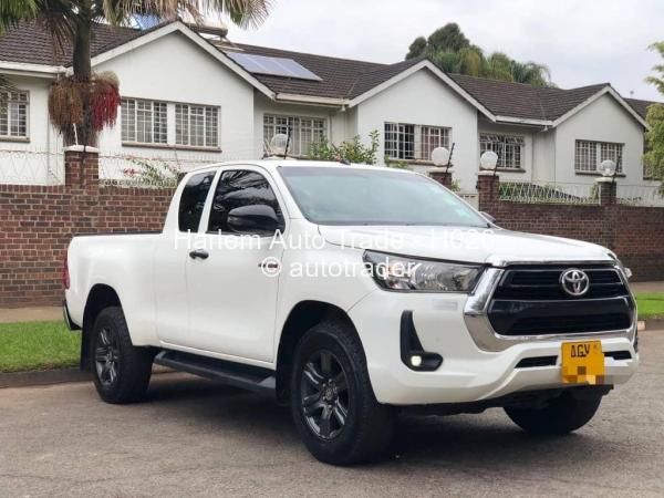 2022 - Toyota  SMART/EXT/CLUB/KING CAB