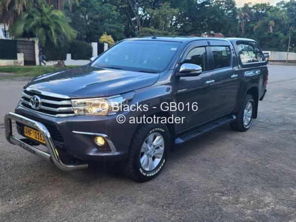 2016 - Toyota  Hilux