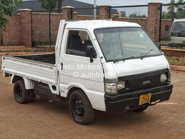 2012 - Nissan  Vanette