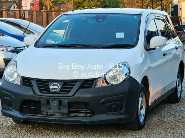 2020 - Nissan  AD Van