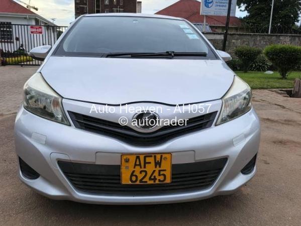 2012 - Toyota  Vitz