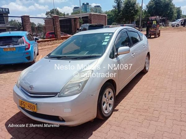 2006 - Toyota  Prius