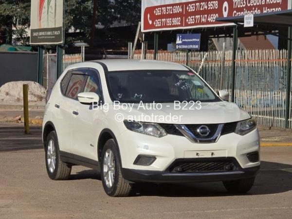 2017 - Nissan  Xtrail