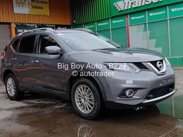 2016 - Nissan  Xtrail