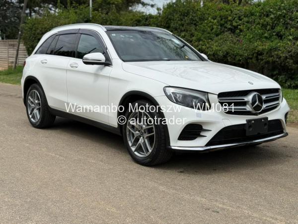 2017 - Mercedes Benz GLC