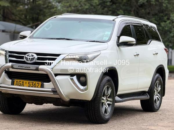 2016 - Toyota  Fortuner