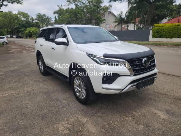 2022 - Toyota  Fortuner