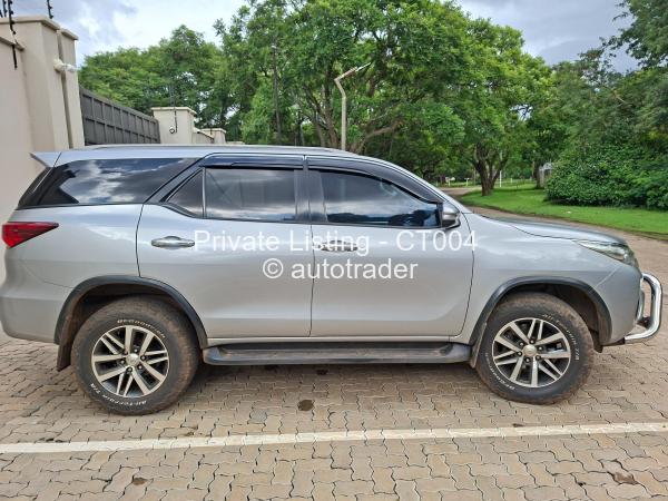 2017 - Toyota  Fortuner